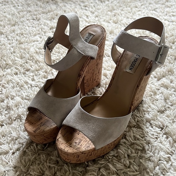 Steve Madden Jess gray suede cork platform heels - Picture 2 of 5